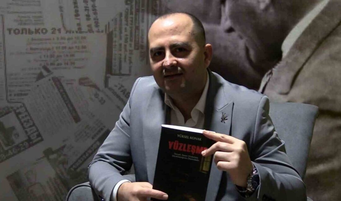 Bolu’da babasının önerisiyle okuduğu kitaptan etkilenerek yazar olmaya karar veren