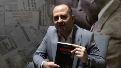 Bolu’da babasının önerisiyle okuduğu kitaptan etkilenerek yazar olmaya karar veren