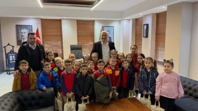 C sınıfı öğrencileri ve sınıf öğretmeni Sinan Orhan’ı ağırladı. Belediye