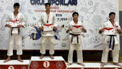 Bilecikli judocular, Sakarya’da düzenlenen Okul Sporları Judo Yıldızlar Grup Müsabakalarında