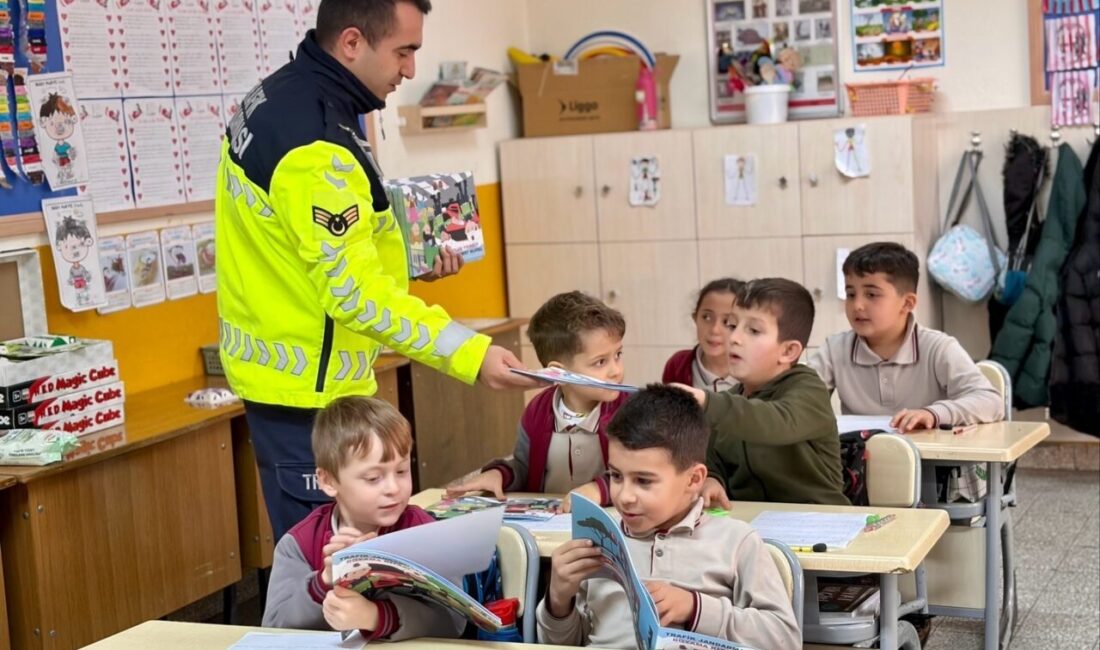 Bilecik’in Vezirhan ve Bozüyük ilçelerinde 105 öğrenciye okul servisi ve