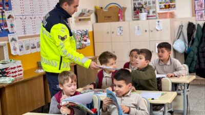 Bilecik’in Vezirhan ve Bozüyük ilçelerinde 105 öğrenciye okul servisi ve