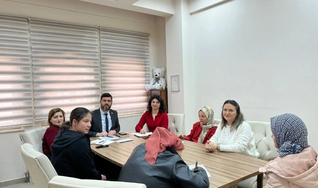 Bilecik Aile ve Sosyal Hizmetler İl Müdürlüğü’nde bakım sonrası gençlere