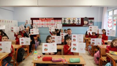 Bilecik Şehit Abdülhamit Bilgen İlkokulunda, ‘Bilecik’i Herkes Bilecek’ boyama kitabı