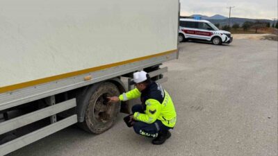 Bilecik’te kış lastiği uygulaması denetimi yapıldı. Bilecik İl Jandarma Komutanlığı