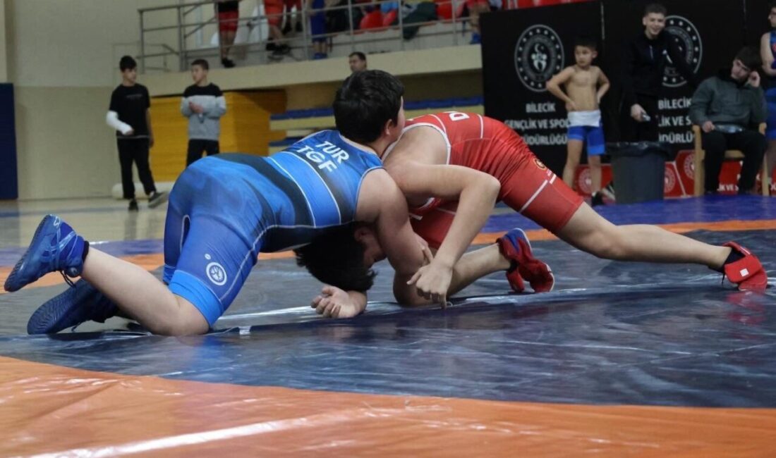 Bilecik’te Küçükler Serbest Stil Güreş İl Seçmesi, yoğun katılım ve
