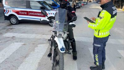 Bilecik’in Bozüyük ilçesi ile merkez Pelitözü Göleti’nde motosiklet ve motorlu
