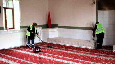 Bilecik’in Söğüt ilçesinde Ramazan Ayı öncesi camilerde temizlik çalışması gerçekleştirildi.