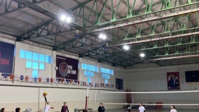 Bilecik’te voleybol branşında altyapı çalışmaları planlı ve disiplinli şekilde devam