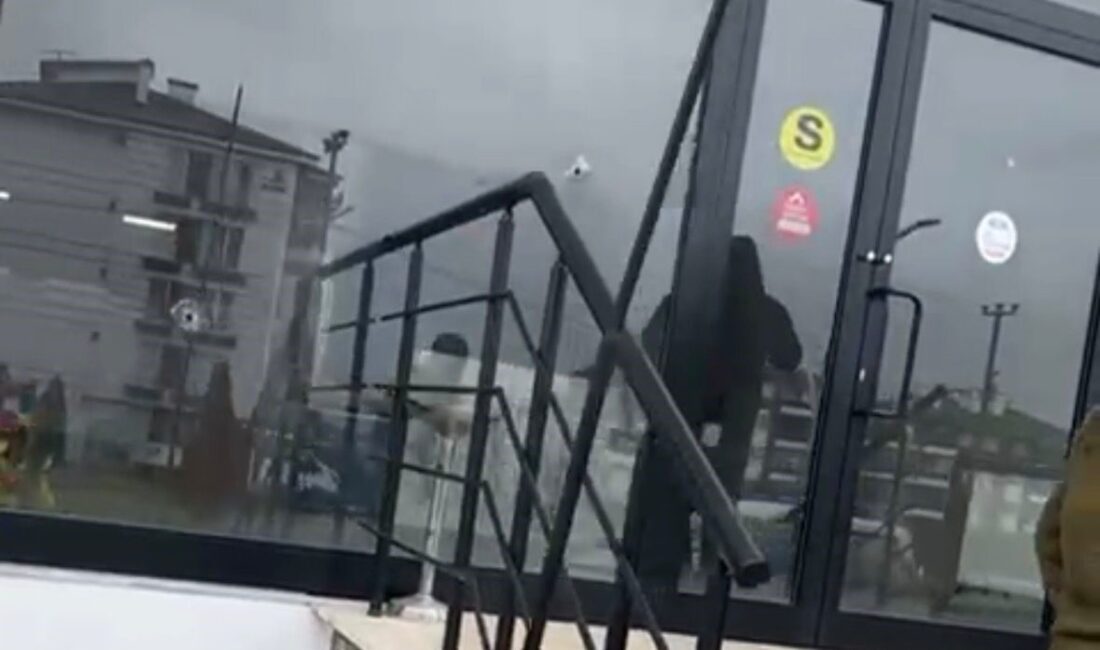 Bolu’da kimliği belirsiz bir kişi tarafından emlak ofisine düzenlenen silahlı