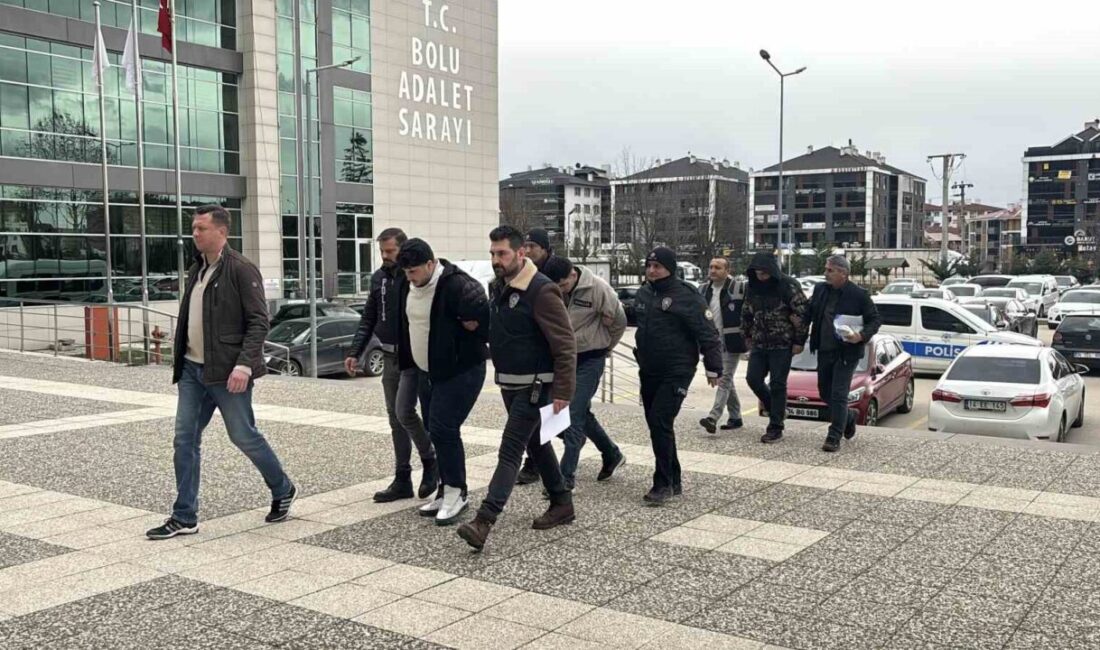 Bolu’da kendilerini polis ve savcı olarak tanıtarak yaşlı çiftin 2