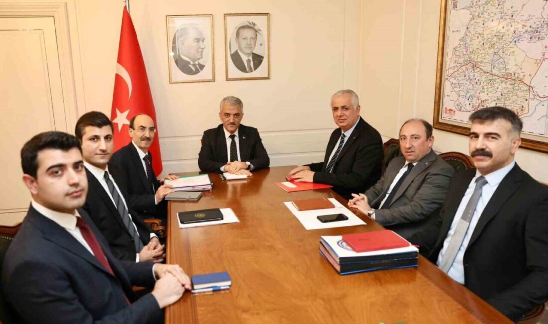 DÜZCE (İHA) – Düzce Valisi Mehmet Makas başkanlığında haftalık değerlendirme