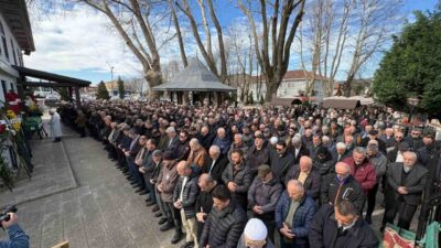 Eski milli futbolcu ve teknik direktör Tayfur Havutçu’nun vefat eden
