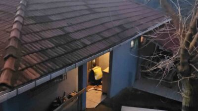 Kastamonu’nun Cide ilçesinde köydeki boş evlere dadanan hırsızlar, değerli eşya