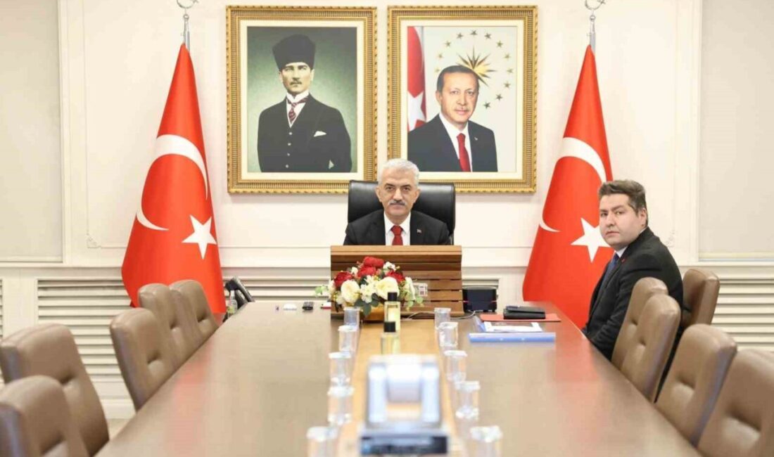 DÜZCE (İHA) – Düzensiz göçle mücadele kapsamında yürütülen çalışmaların değerlendirilmesi