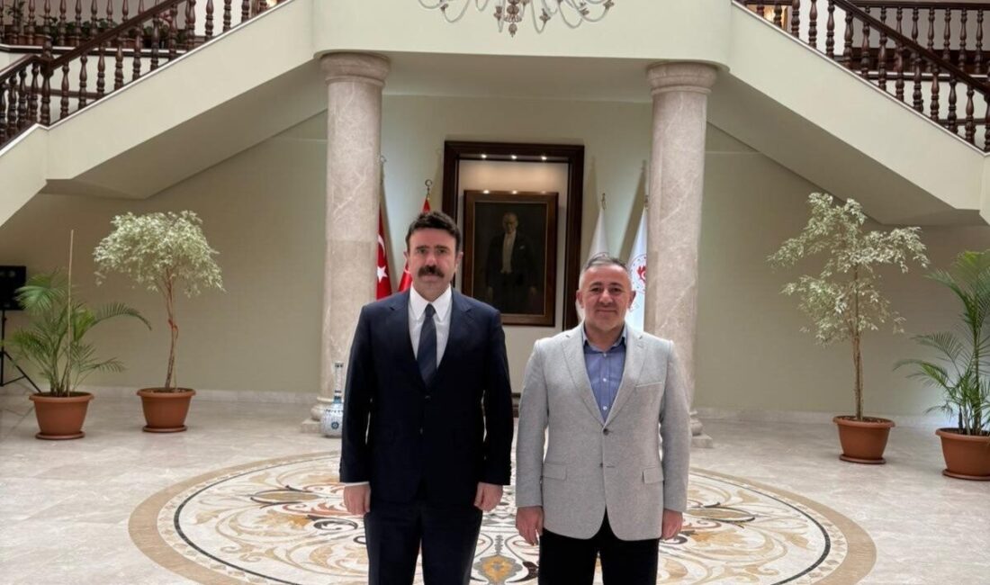 AK Parti Bilecik İl Başkanı Serkan Yıldırım, Bursa’da temaslarda bulundu.