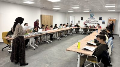 Kocaeli’de ilkokul öğrencileri, sıfır atık bilincini yaygınlaştırmak amacıyla düzenlenen atölye