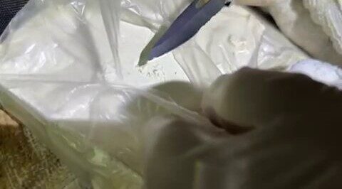 İstanbul’dan Adana’ya uyuşturucu madde sevk edeceği tespit edilen 4 şüpheliden