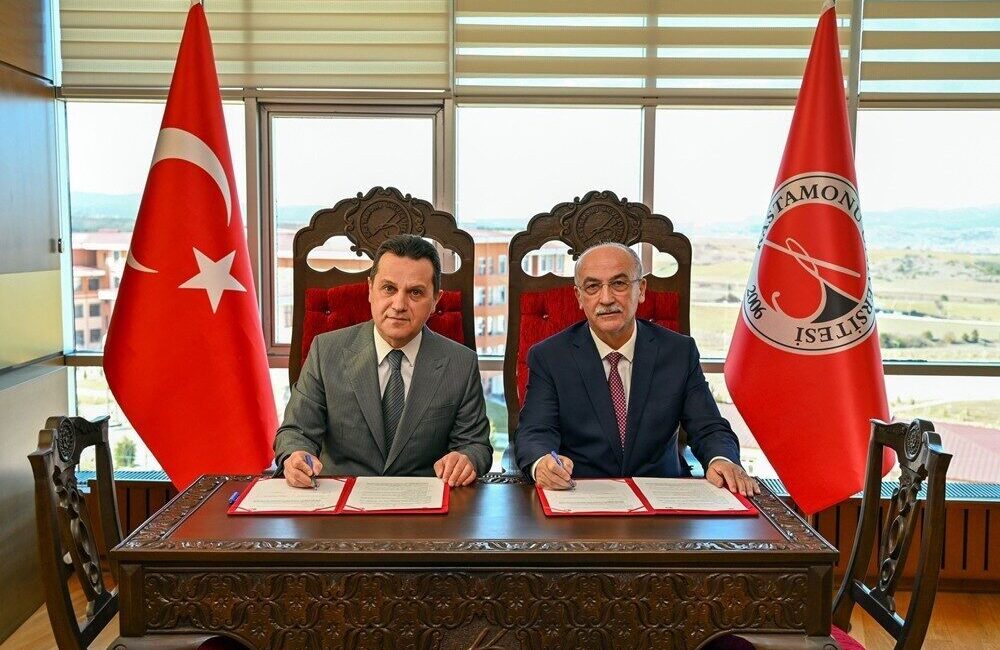 Kastamonu Üniversitesi ile Giresun Üniversitesi arasında Kalite Veri Yönetim Sistemi,