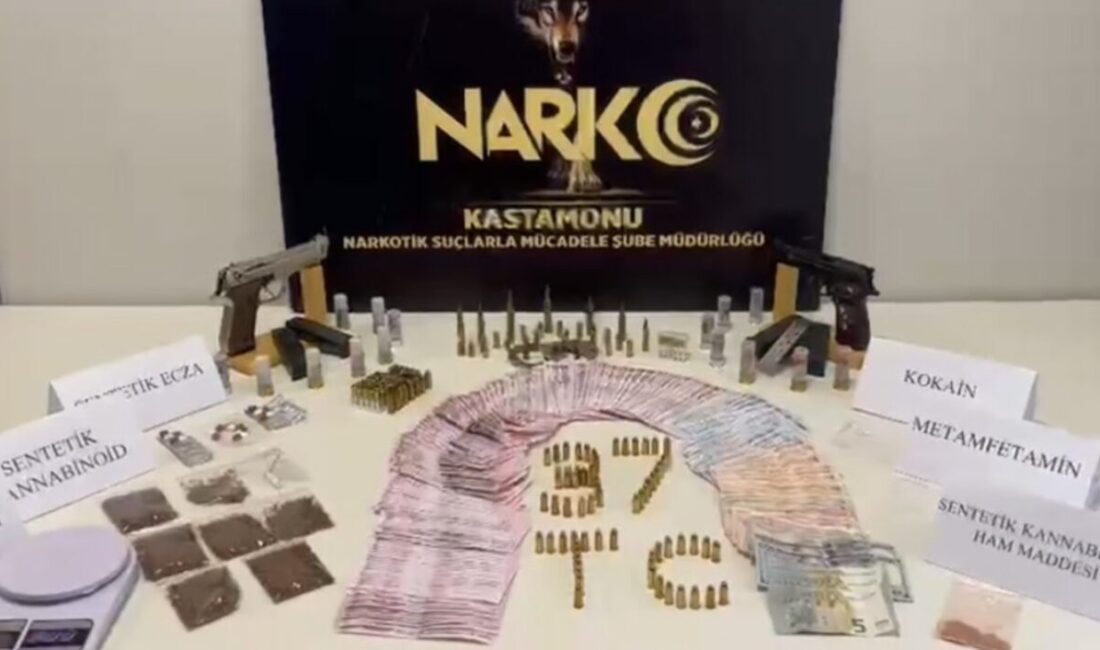 Kastamonu polis ekiplerince 23 adrese düzenlenen eş zamanlı uyuşturucu operasyonlarında