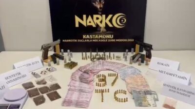 Kastamonu polis ekiplerince 23 adrese düzenlenen eş zamanlı uyuşturucu operasyonlarında