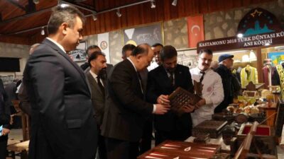 Kastamonu’da Halk Eğitim Merkezlerinde öğrenim gören kursiyer tarafından yapılan ahşap