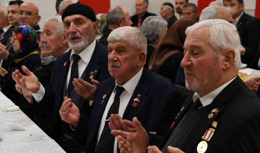 Kastamonu’da Ramazan ayının ilk iftar yemeğinde şehit yakınları, gaziler ve