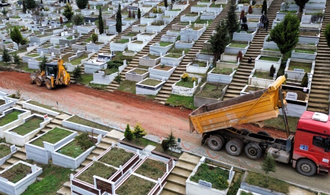 Kocaeli Büyükşehir Belediyesi, Kent Mezarlığı’nda bayram ve özel günlerde yaşanan