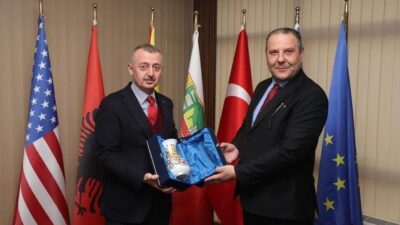 Kocaeli Büyükşehir Belediye Başkanı Tahir Büyükakın, Kuzey Makedonya temasları kapsamında