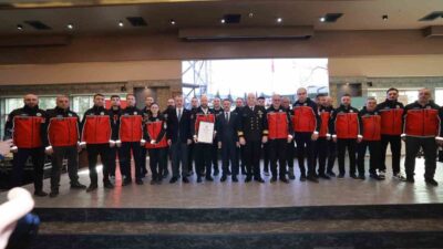 Kocaeli’de AFAD’ın eğitimlerini tamamlayan 266 arama kurtarma personeli sertifika ve