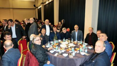 Körfez’de STK temsilcilerini iftar yemeğinde ağırlayan Belediye Başkanı Şener Söğüt,