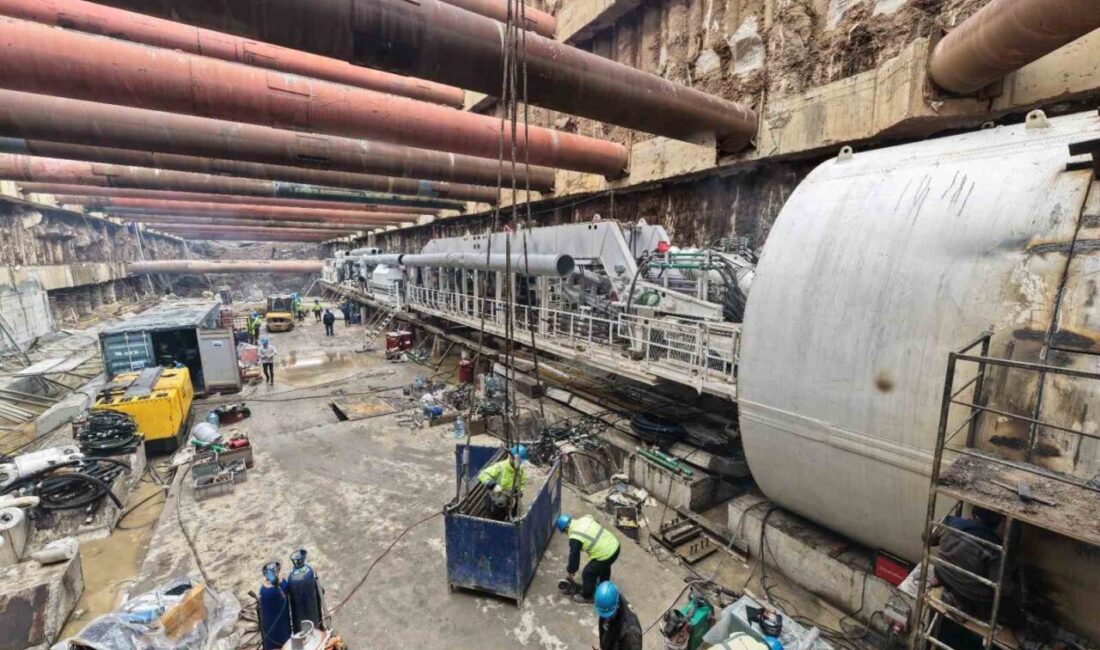 Kocaeli’nin ulaşım altyapısını güçlendirmek amacıyla hayata geçirilen “Körfezray” metro projesinde,