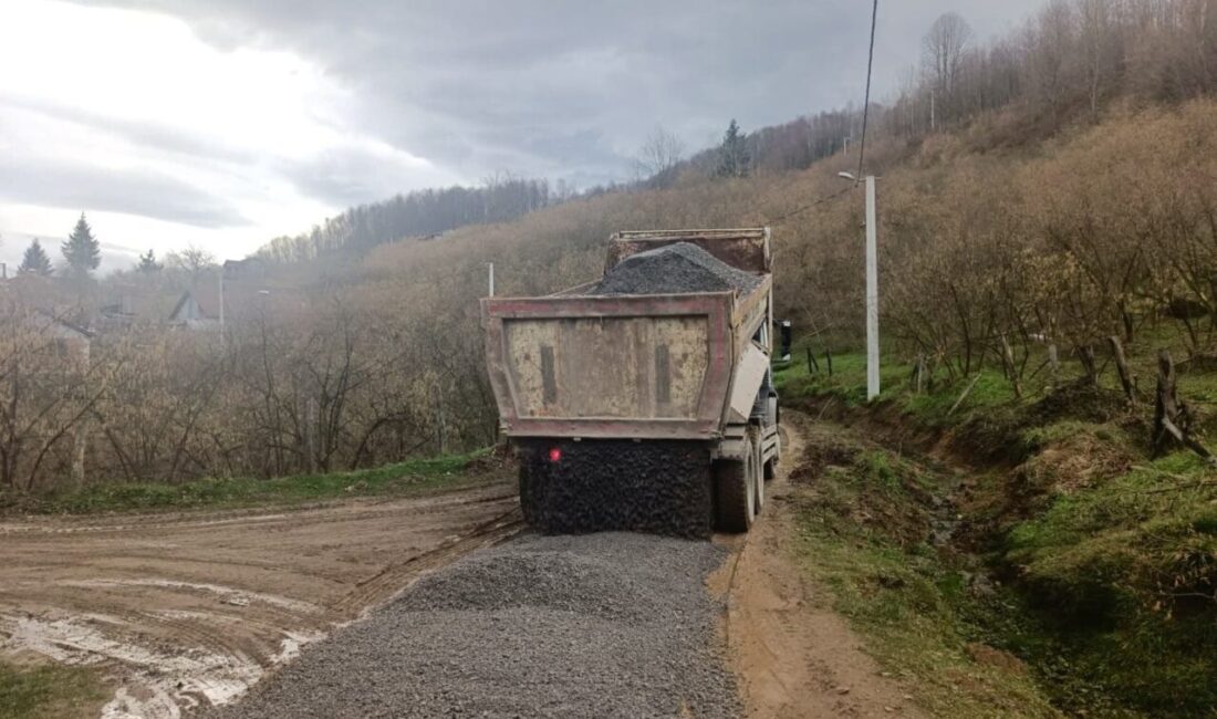DÜZCE (İHA) – Gölyaka İlçe Özel İdaresi Müdürlüğü ekipleri tarafından,