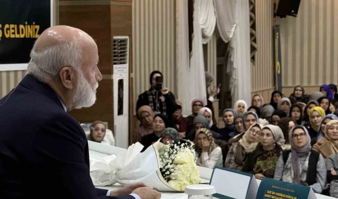 Kocaeli’nin Gölcük ilçesinde düzenlenen “Kur’an-ı Kerim ile Dünya ve Ahiret