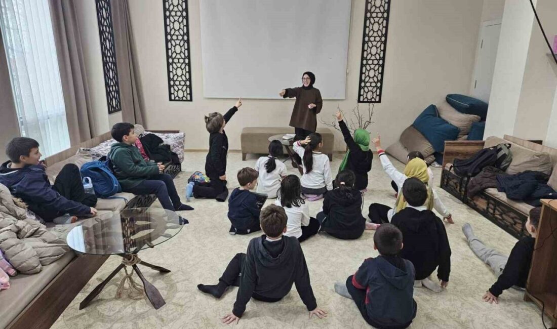 DÜZCE (İHA) – Düzce’nin Akçakoca ilçesi Gençlik Merkezi bünyesinde yürütülen