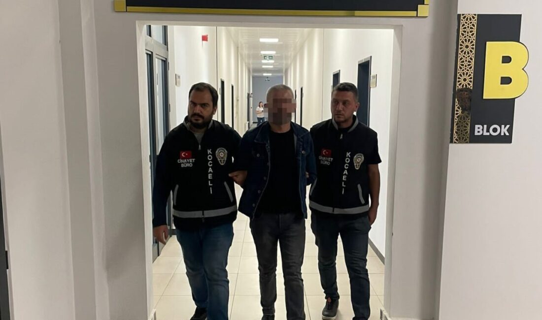 Kocaeli’de silahla öldürmeye teşebbüs suçundan hakim karşısına çıkan sanık Ramis