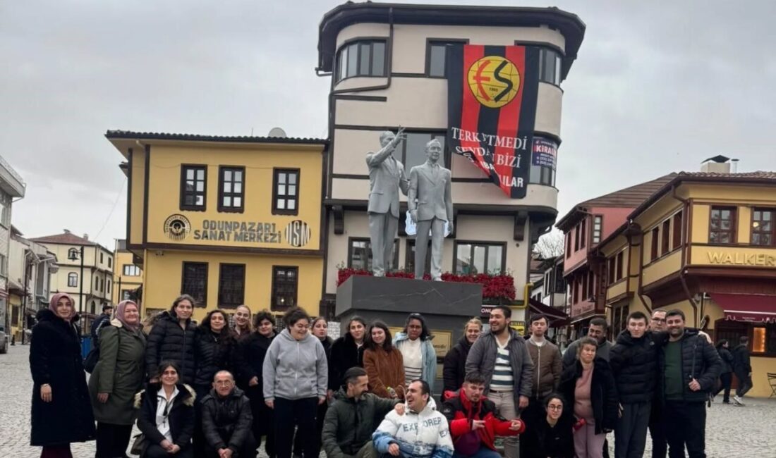 Bilecik’te özel ihtiyaçlı bireyler için Eskişehir’e sosyal ve kültürel gezi