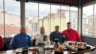 Bilecik U14 Gençler Ligi’ni şampiyon olarak tamamlayan 1299 Bilecik Kulübü