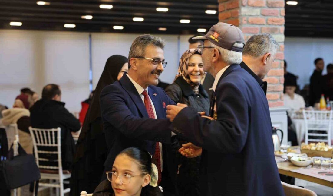 Erenler Belediyesi tarafından Ramazan ayı dolayısıyla düzenlenen iftar buluşmalarında şehit