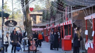 Bilecik Belediyesi tarafından 14 Şubat Sevgililer Günü dolayısıyla düzenlenen etkinliklerde