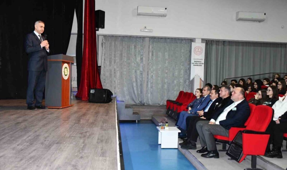 Başiskele’de lise öğrencilerini siber zorbalık, sanal kumar ve IBAN kiralama