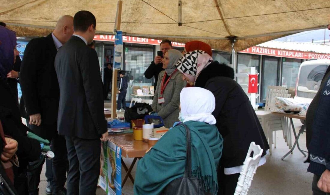 DÜZCE (İHA) – Çilimli Kaymakamı Furkan Alpay, Belediye Başkanı Yılmaz