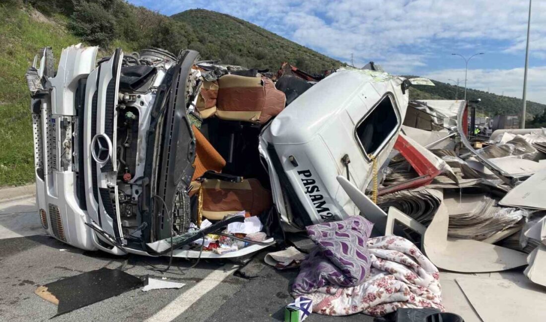 TEM Otoyolu’nun Kocaeli geçişinde iki tırın karıştığı kazada araçta sıkışan