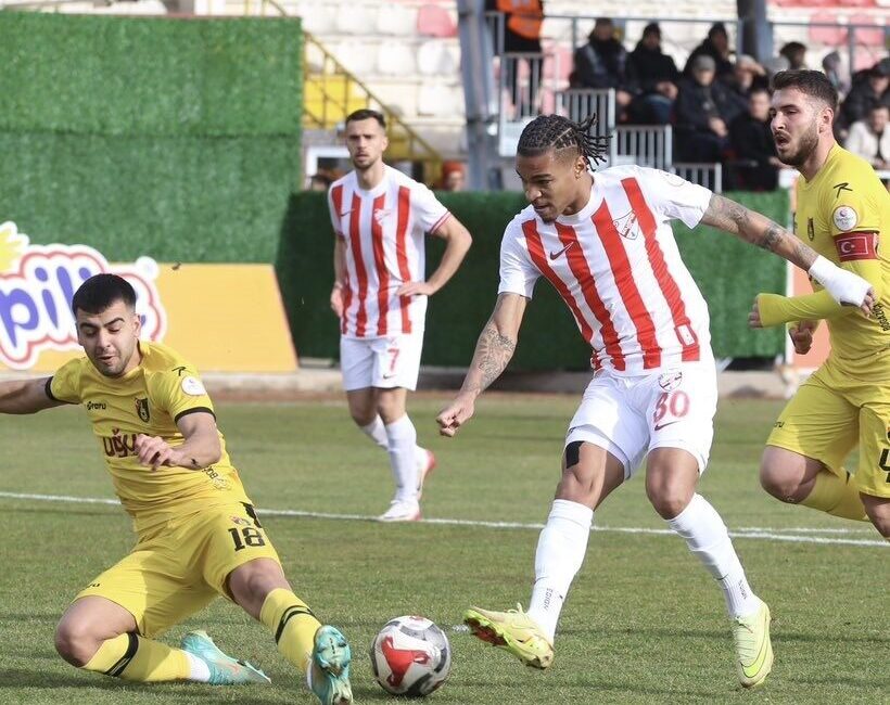 Trendyol 1. Lig’in 27. haftasında Boluspor sahasında ağırladığı İstanbulspor’a 1-0’lık