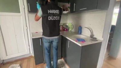 DÜZCE (İHA) – Düzce’de narkotik suçlarla mücadele ekiplerinin yaptığı operasyonlarda