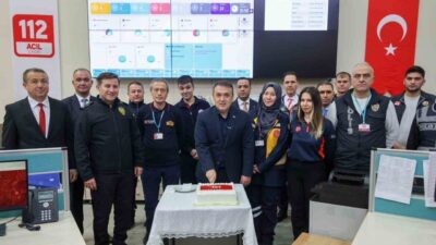Bilecik Valisi Faik Oktay Sözer, 112 Acil Çağrı Merkezi’nde incelemelerde