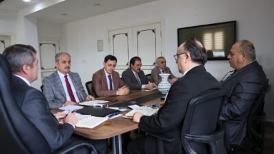 Bilecik Valisi Faik Oktay Sözer, toplumda vergi bilincinin küçük yaşlardan