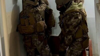 Yalova’da DEAŞ terör örgütüne yönelik gerçekleştirilen operasyonda gözaltına alınan 3