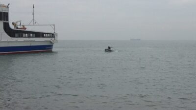 Yalova’da feribot iskelesi açıklarında su yüzeyinde bulunan kadın cesedi, deniz