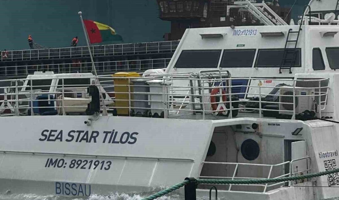 Yalova’nın Altınova ilçesinde bulunan bir tersanede bakım ve onarımı yapılan